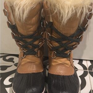 Sorel Tan and Black Waterproof Boots, kids